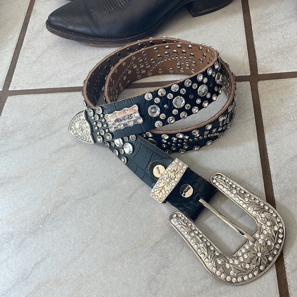 BHW Black Leather with Rhinestones, Chrystals and Studs - Picture 10 of 12